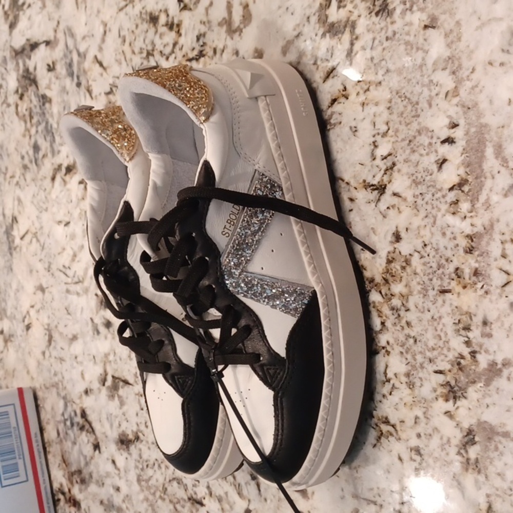 SCHUTZ ST BOLD NWOB Silver & Gold Glitter Leather Upper Sneaker Women Size 8B